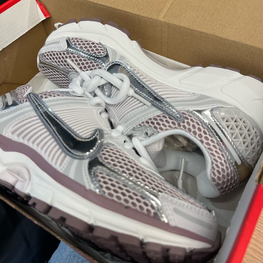 Womens Nike Vomero